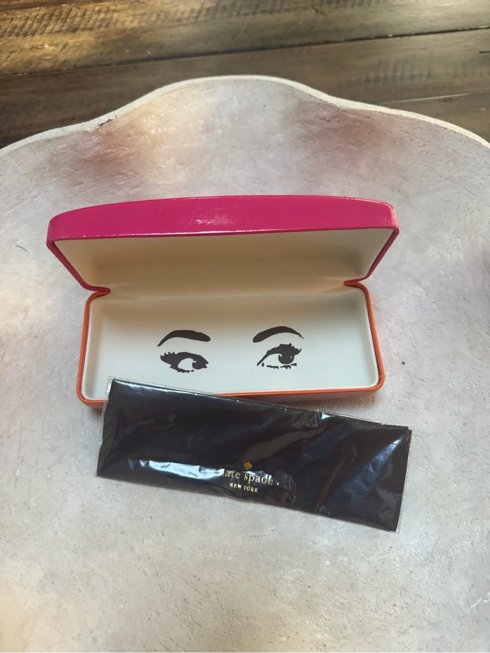 Kate Spade ♠️ Sunglasses or Eyeglasses hardshell case